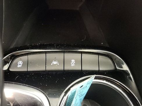 Used 2021 Buick Encore GX Select FWD image 18