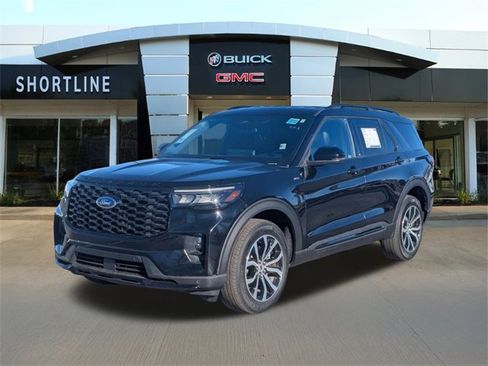 Used 2025 Ford Explorer ST-Line image 7