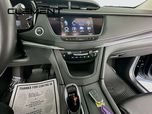 Used 2017 Cadillac XT5 Premium Luxury image 22