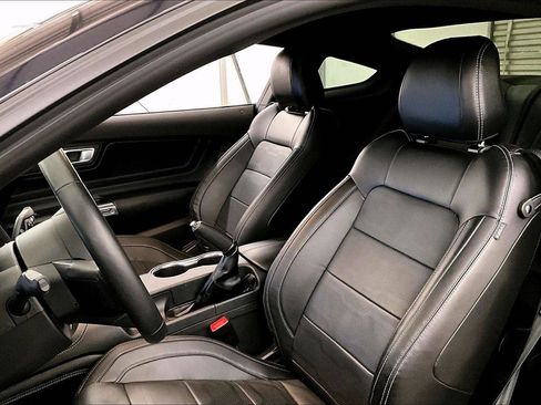 Certified 2022 Ford Mustang GT Premium w/ GT Performance Package image 24