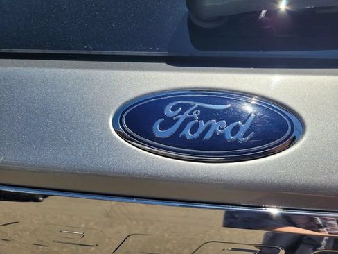 Certified 2023 Ford Explorer XLT w/ Equipment Group 202A AWD/4WD image 7