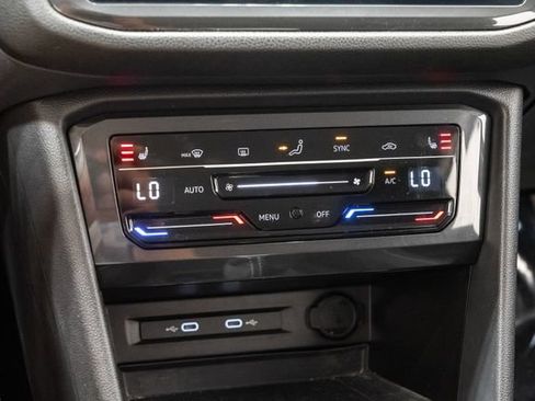 Used 2023 Volkswagen Tiguan SE FWD image 19