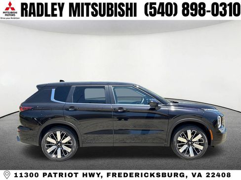 New 2026 Mitsubishi Outlander SE AWD/4WD image 21