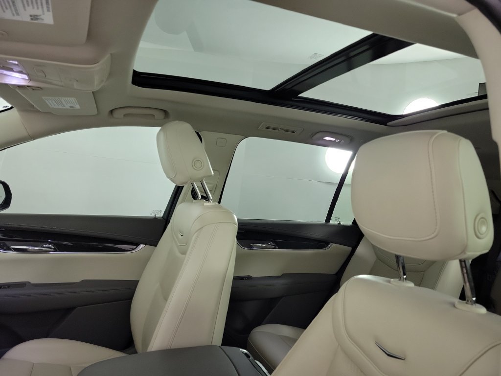 Used 2021 Cadillac XT6 Premium Luxury FWD image 20