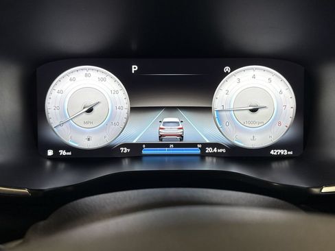 Used 2023 Hyundai Santa Fe Calligraphy FWD image 12