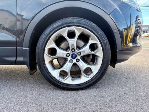 Used 2014 Ford Escape Titanium w/ Equipment Group 401A AWD/4WD image 39