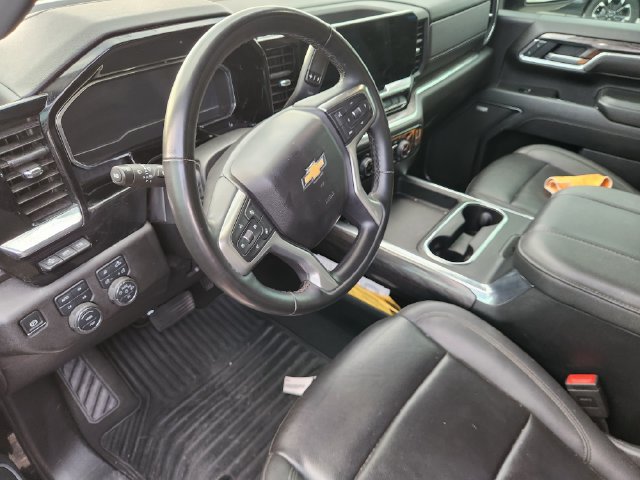 Used 2025 Chevrolet Silverado 2500 LTZ w/ Z71 Chrome Sport Edition AWD/4WD image 8