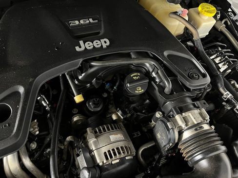 Used 2021 Jeep Gladiator Mojave image 31