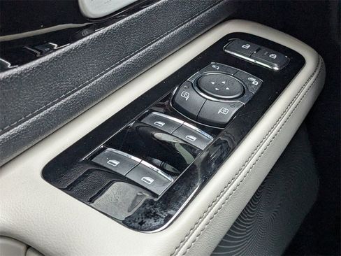 Used 2025 Lincoln Aviator Reserve w/ Equipment Group 201A image 22