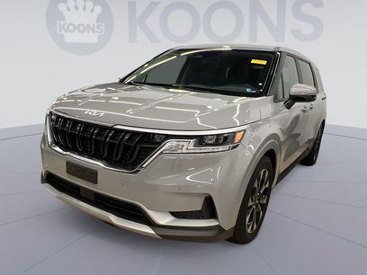 Used 2022 Kia Carnival EX