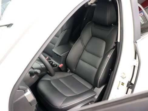 Used 2025 MAZDA CX-5 AWD 2.5 S w/ Select Package image 11