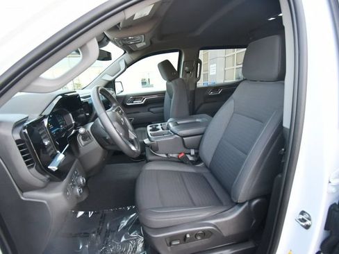 Used 2023 Chevrolet Silverado 1500 RST w/ Z71 Off-Road Package AWD/4WD image 14