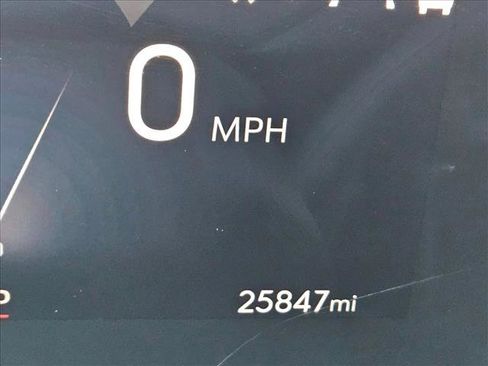 Used 2025 Buick Envista Preferred image 17