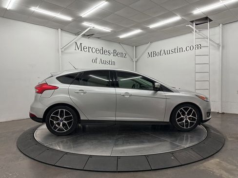 Used 2018 Ford Focus SEL FWD image 8