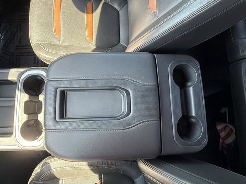 Used 2020 GMC Sierra 2500 AT4 w/ AT4 Premium Package AWD/4WD image 24