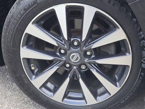 Used 2016 Nissan Altima 2.5 SV w/ Convenience Package FWD image 6