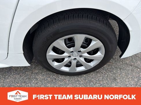 Used 2023 Toyota Corolla LE image 10