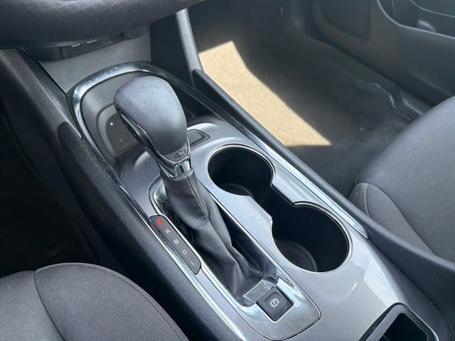 Used 2023 Chevrolet Malibu LT FWD image 20