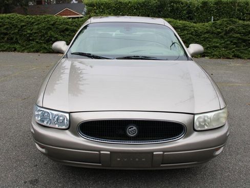 Used 2004 Buick Le Sabre Limited w/ Celebration Edition Package image 10