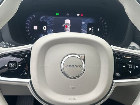 New 2026 Volvo XC60 B5 Ultra w/ Protection Package Premier AWD/4WD image 24