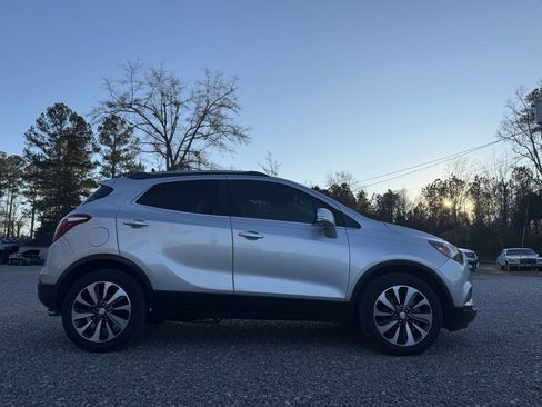 Used 2017 Buick Encore Preferred image 2