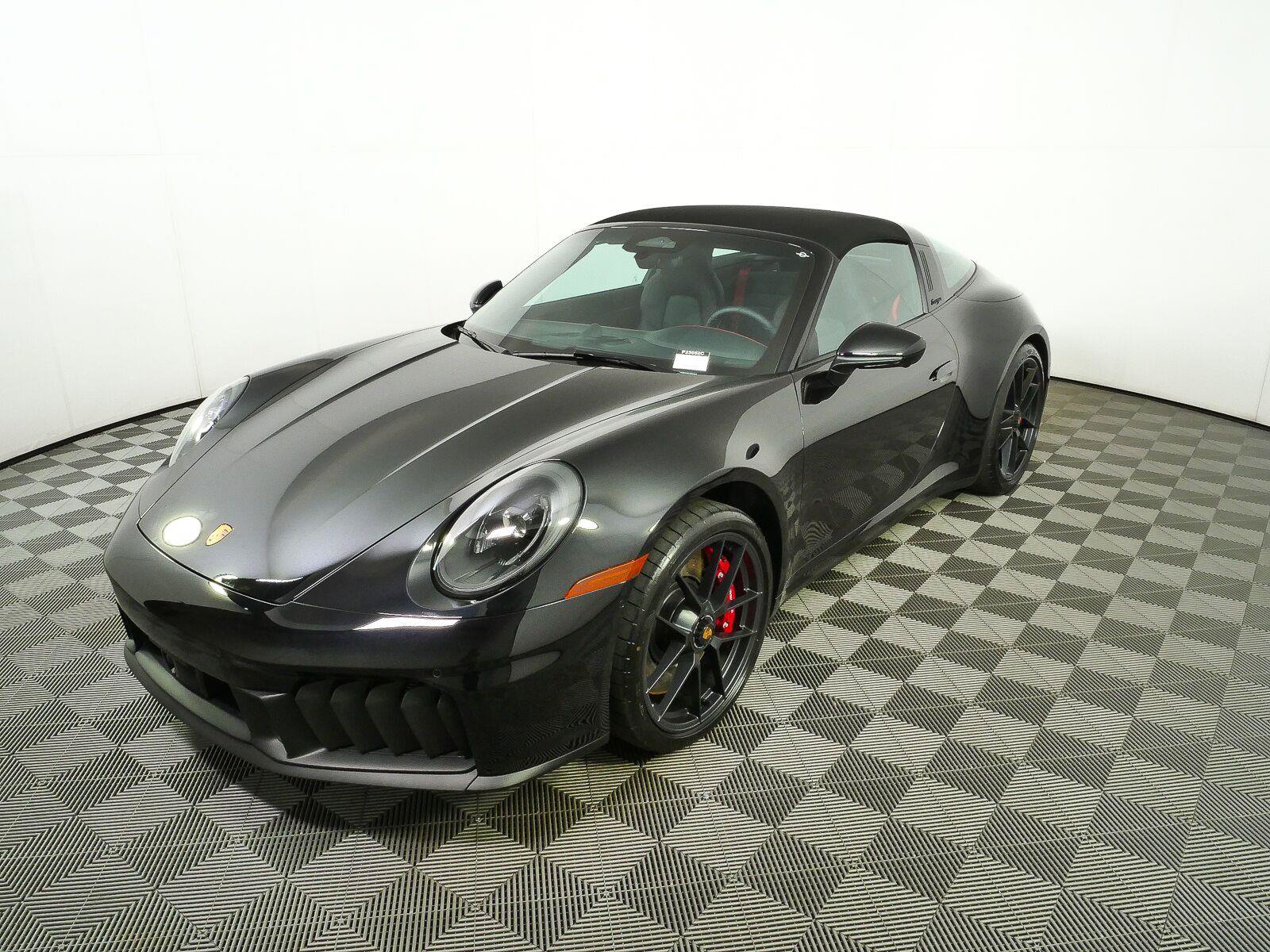Certified 2026 Porsche 911 Targa 4 GTS AWD/4WD image 1