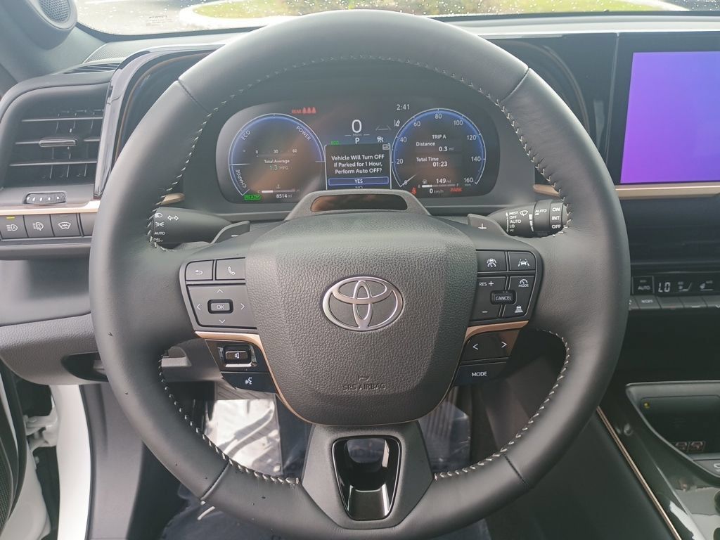 Used 2025 Toyota Crown Signia w/ Advanced Technology Package AWD/4WD image 25