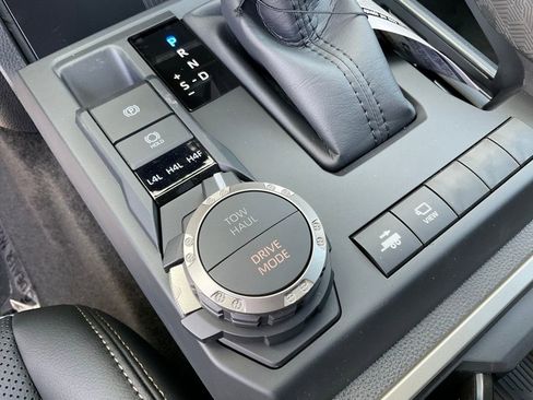 New 2026 Toyota Tacoma Limited AWD/4WD image 14