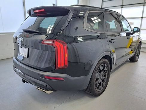 Used 2022 Kia Telluride EX w/ EX Premium Package AWD/4WD image 4