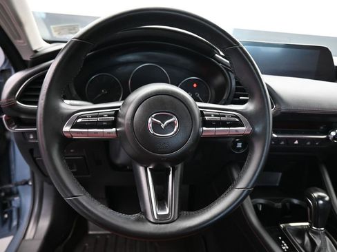 Used 2022 MAZDA MAZDA3 s image 15