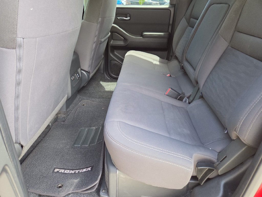 Used 2024 Nissan Frontier SV w/ SV Convenience Package RWD image 22