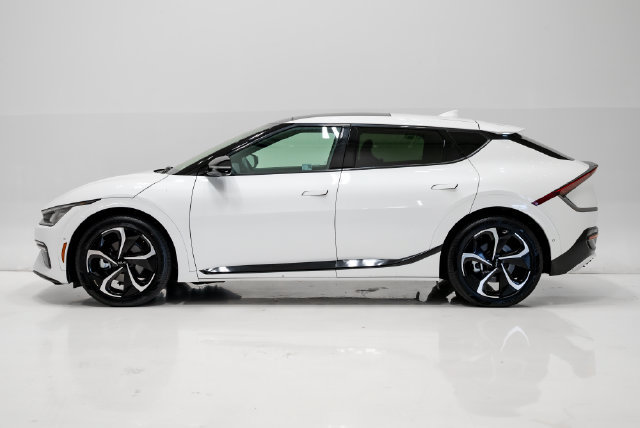 Used 2024 Kia EV6 GT-Line AWD/4WD image 28