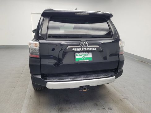 Used 2022 Toyota 4Runner TRD Off-Road Premium image 6