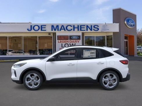 New 2026 Ford Escape ST-Line w/ Tech Pack #1 AWD/4WD image 4