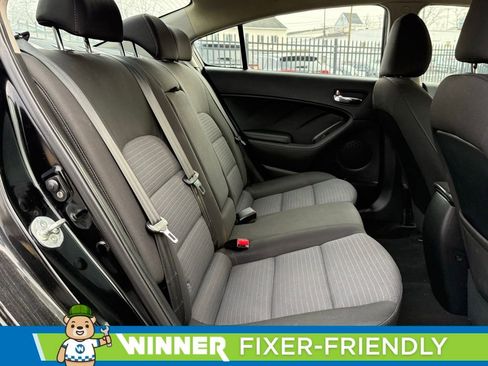 Used 2014 Kia Forte EX image 10