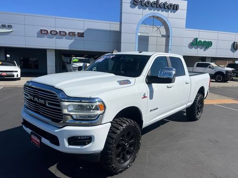 Used 2024 RAM 2500 Laramie w/ Safety Group AWD/4WD image 3