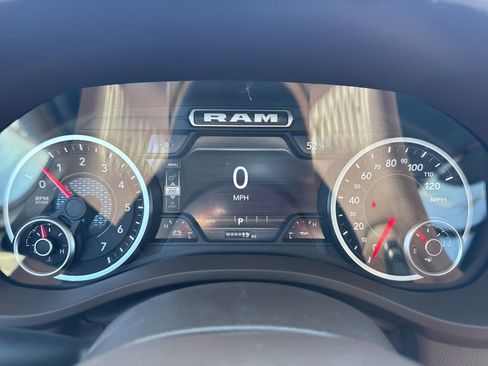 New 2026 RAM 1500 Laramie AWD/4WD image 18