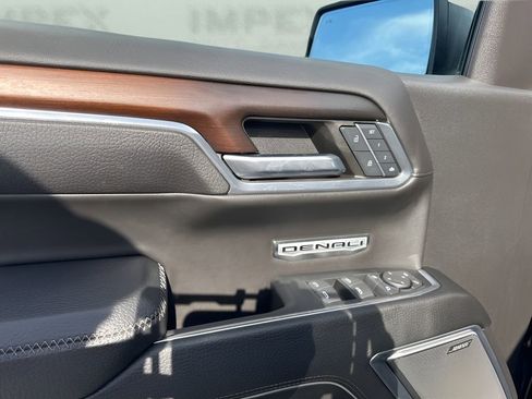 Used 2024 GMC Sierra 1500 Denali image 57