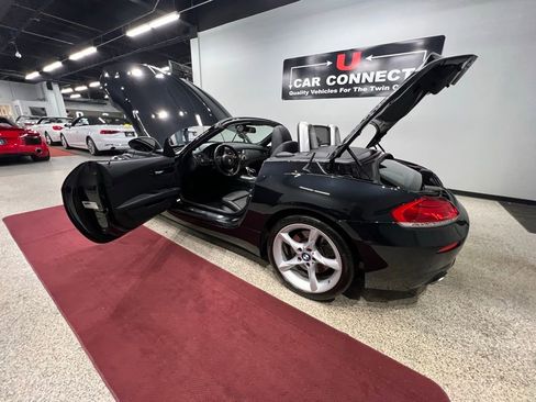 Used 2015 BMW Z4 sDrive35is image 57