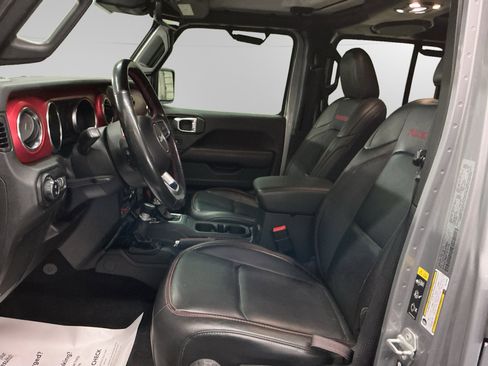 Used 2021 Jeep Gladiator Rubicon image 9