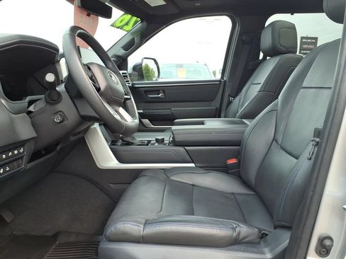 Used 2025 Toyota Tundra Platinum AWD/4WD image 12