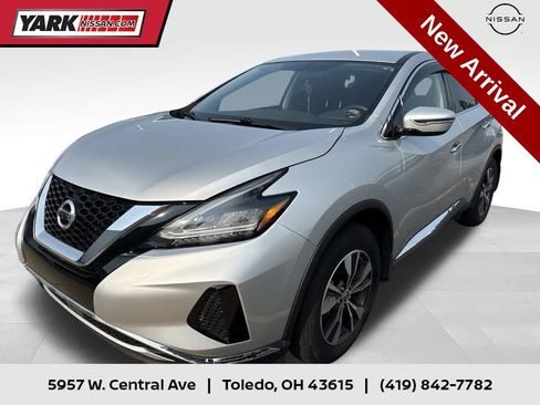Used 2019 Nissan Murano S AWD/4WD image 1