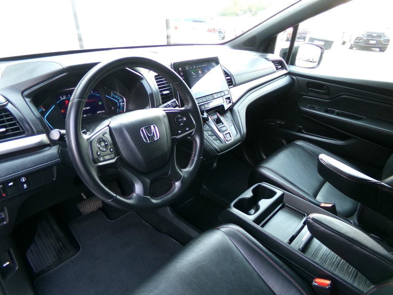 Used 2023 Honda Odyssey Sport image 17