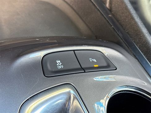 Used 2024 Chevrolet Malibu LT image 31