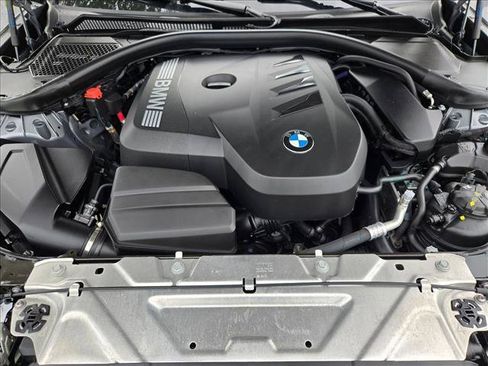 Used 2025 BMW 330i Sedan w/ Premium Package RWD image 24