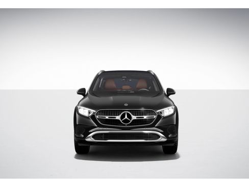 Used 2023 Mercedes-Benz GLC 300 4MATIC image 7