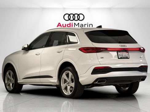 Certified 2025 Audi Q5 Premium Plus w/ Premium Plus image 3