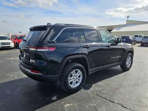 New 2025 Jeep Grand Cherokee Laredo RWD image 11