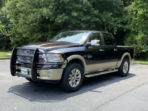 Used 2016 RAM 1500 Laramie Longhorn w/ Convenience Group AWD/4WD image 5