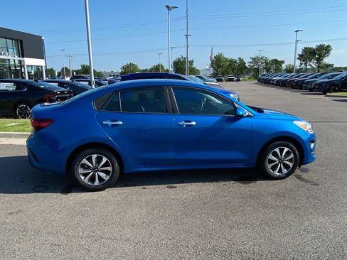 Certified 2023 Kia Rio S w/ Technology Package FWD image 8